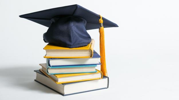 Stamford High School Students Receive Scholarships for Outstanding Volunteerism